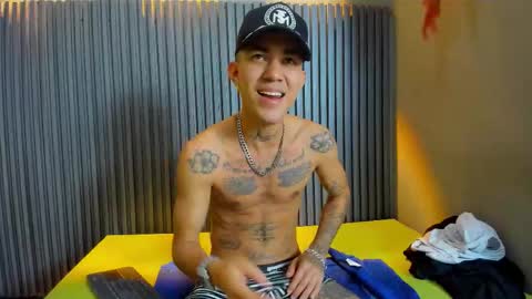 Ayala online show from December 18, 8:49 pm