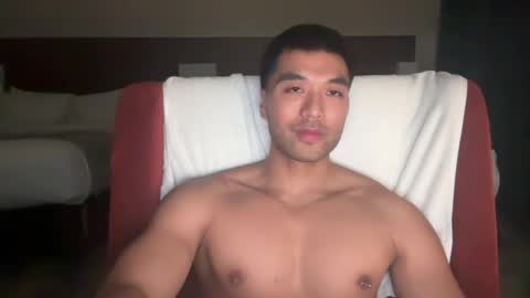KogaNovaXXX online show from May 18, 4:07 am