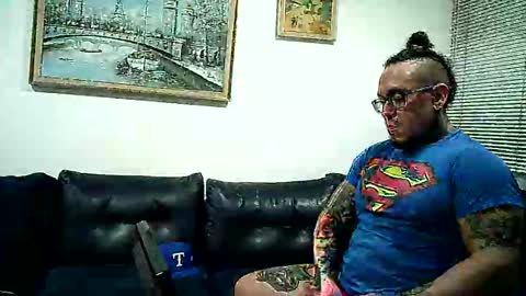 Snapshot of ayrton_naffah2 chatting on October 19, 4:28 am Ayrton naffah2 online show from October 19, 4:28 am