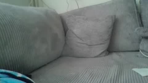 azuritko8585 online show from April 11, 5:58 am