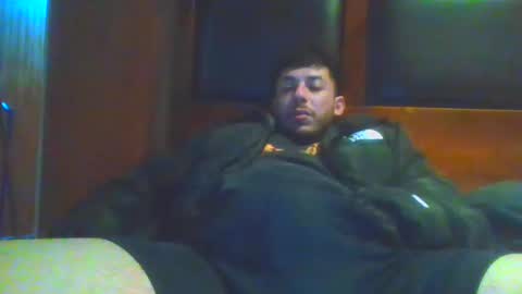 Snapshot of baadddboooy69 chatting on September 20, 7:08 am baadddboooy69 online show from September 20, 7:08 am