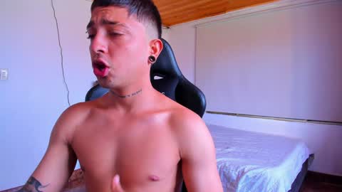 Snapshot of baby_junior420 chatting on February 6, 8:02 pm Junior Independent Model online show from February 6, 8:02 pm