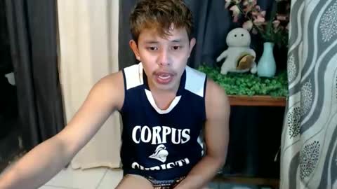 Max online show from March 31, 9:00 am