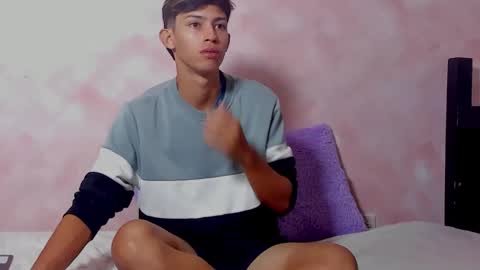 baby_noaht online show from May 1, 11:13 am