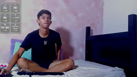 baby_noaht online show from May 13, 11:40 am