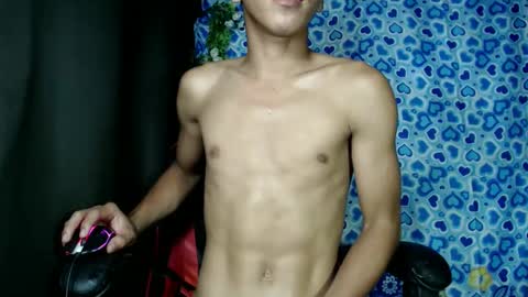 Snapshot of baby_razell chatting on March 9, 11:03 pm baby_razell online show from March 9, 11:03 pm