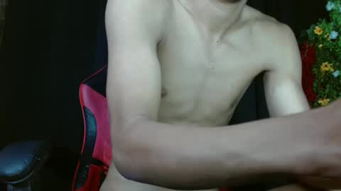 Snapshot of baby_razell chatting on March 5, 1:21 am baby_razell online show from March 5, 1:21 am