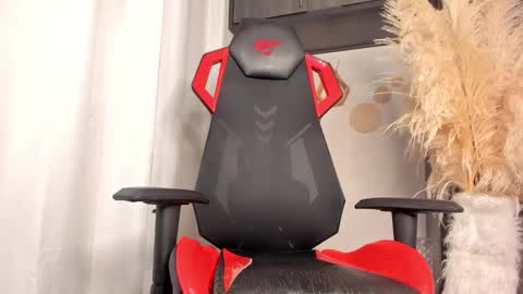 Snapshot of baby_smith chatting on October 23, 5:22 am FOLLOW ME  online show from October 23, 5:22 am