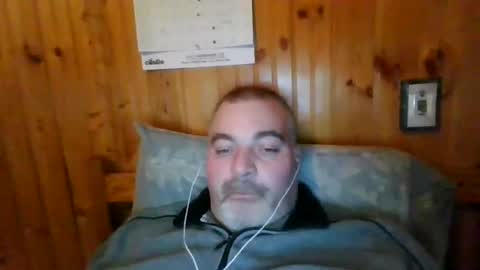 Darren online show from February 2, 11:32 pm