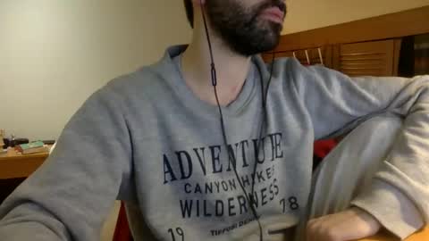 Snapshot of babyhardy chatting on January 21, 11:45 pm Tom A. online show from January 21, 11:45 pm