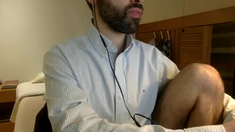 Snapshot of babyhardy chatting on February 27, 12:02 pm Tom A. online show from February 27, 12:02 pm
