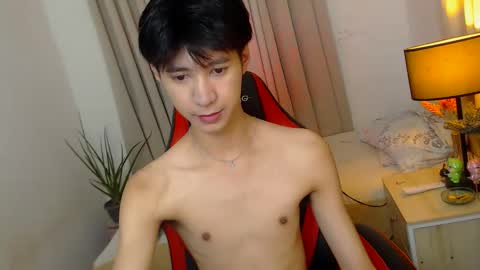 Snapshot of babymasterbater chatting on September 30, 7:57 am call me james online show from September 30, 7:57 am