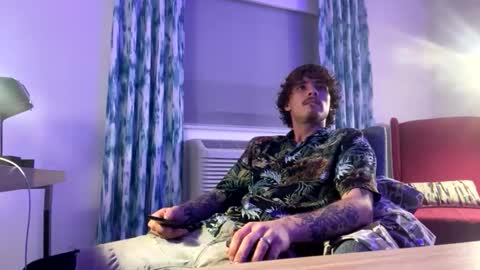 backwoodboiii910 online show from December 23, 6:22 am