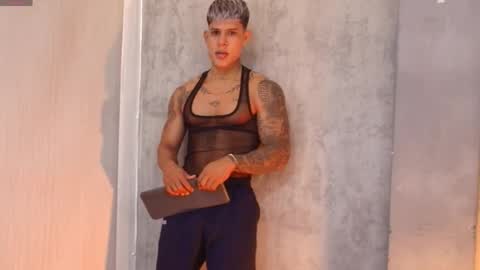 bad_boytoh online show from March 14, 4:14 pm