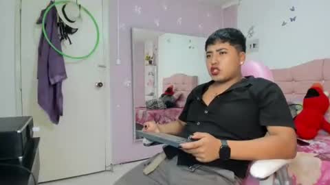 JUAN online show from May 11, 2:46 am