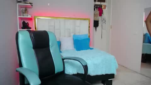 JUAN online show from May 1, 11:46 am