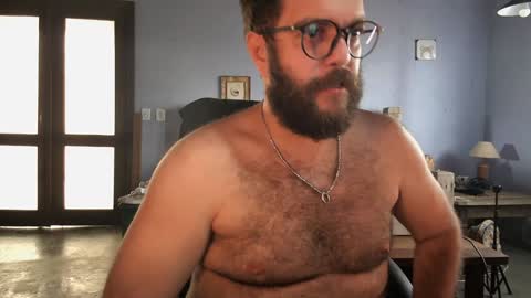Snapshot of baddaddybrasil chatting on December 13, 12:50 pm Baddaddybrazil online show from December 13, 12:50 pm