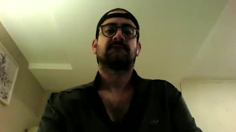 Snapshot of badtwister chatting on January 30, 7:59 pm badtwister online show from January 30, 7:59 pm