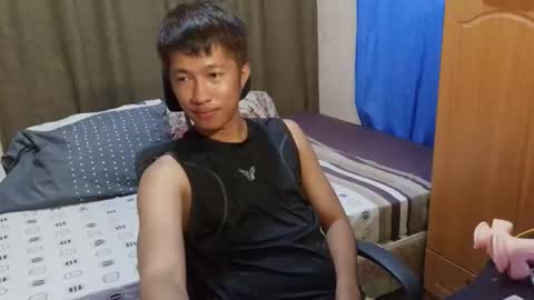 baggage00 online show from May 2, 8:39 am
