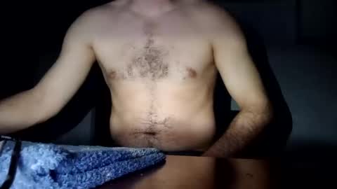 Snapshot of baiat_frumusel chatting on March 2, 9:41 pm baiat_frumusel online show from March 2, 9:41 pm