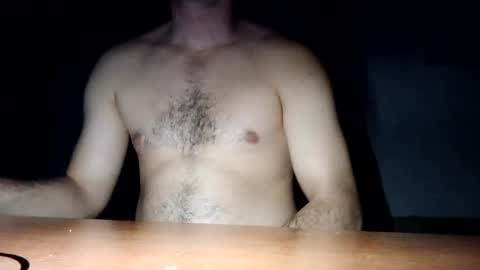 Snapshot of baiat_frumusel chatting on January 2, 11:49 pm baiat_frumusel online show from January 2, 11:49 pm