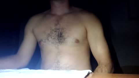 Snapshot of baiat_frumusel chatting on December 22, 9:53 pm baiat_frumusel online show from December 22, 9:53 pm