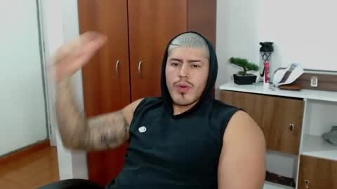 Snapshot of baltazardupont chatting on February 28, 1:03 pm Andres - online show from February 28, 1:03 pm