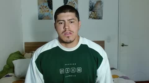 Snapshot of baltazardupont chatting on January 22, 11:45 am Andres - online show from January 22, 11:45 am