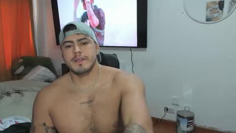 Snapshot of baltazardupont chatting on September 13, 12:39 pm Andres - online show from September 13, 12:39 pm