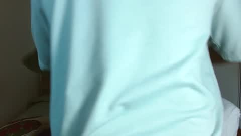 Snapshot of baltazardupont chatting on December 9, 1:25 pm Andres - online show from December 9, 1:25 pm