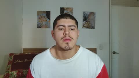 Snapshot of baltazardupont chatting on December 26, 12:27 pm Andres - online show from December 26, 12:27 pm