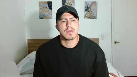 Snapshot of baltazardupont chatting on January 24, 12:10 pm Andres - online show from January 24, 12:10 pm