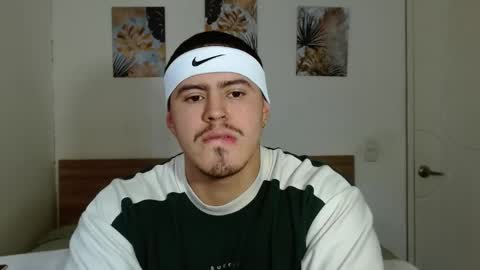 Snapshot of baltazardupont chatting on December 27, 2:01 pm Andres - online show from December 27, 2:01 pm