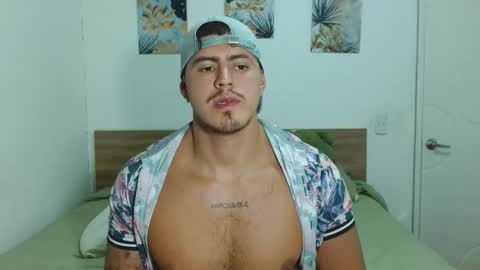 Snapshot of baltazardupont chatting on February 11, 2:25 am Andres - online show from February 11, 2:25 am