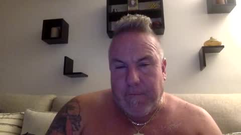 Snapshot of banana5289 chatting on September 12, 2:33 am banana5289 online show from September 12, 2:33 am