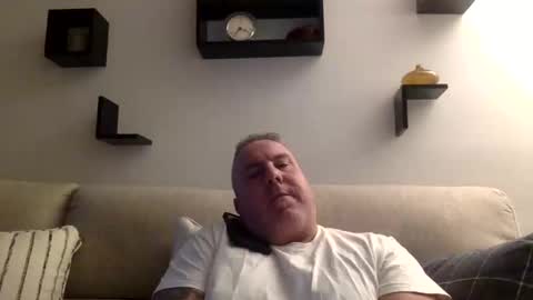Snapshot of banana5289 chatting on December 13, 8:37 pm banana5289 online show from December 13, 8:37 pm