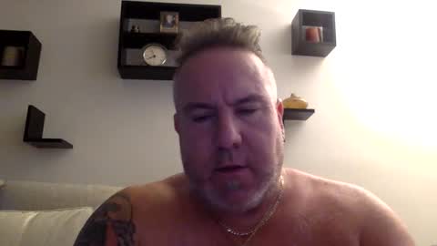 Snapshot of banana5289 chatting on January 12, 12:55 pm banana5289 online show from January 12, 12:55 pm