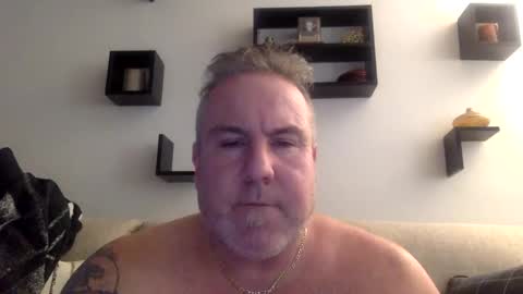 Snapshot of banana5289 chatting on February 14, 8:15 pm banana5289 online show from February 14, 8:15 pm