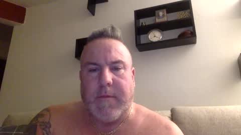 Snapshot of banana5289 chatting on March 2, 8:59 am banana5289 online show from March 2, 8:59 am