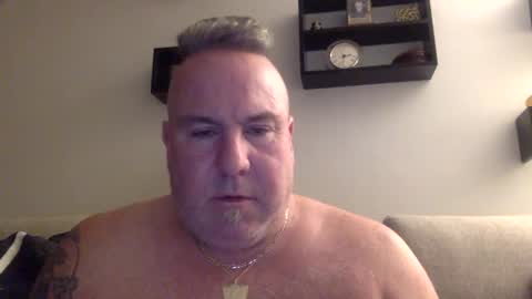 Snapshot of banana5289 chatting on February 22, 7:34 am banana5289 online show from February 22, 7:34 am