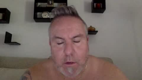 banana5289 online show from May 8, 4:18 pm