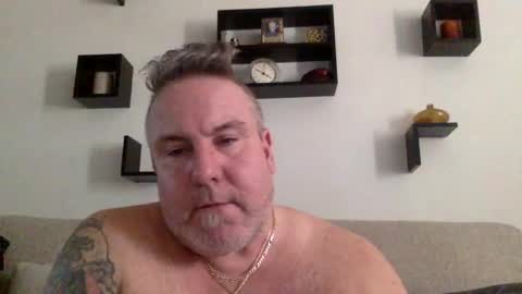 Snapshot of banana5289 chatting on March 12, 7:49 pm banana5289 online show from March 12, 7:49 pm