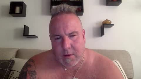 banana5289 online show from May 18, 8:02 pm