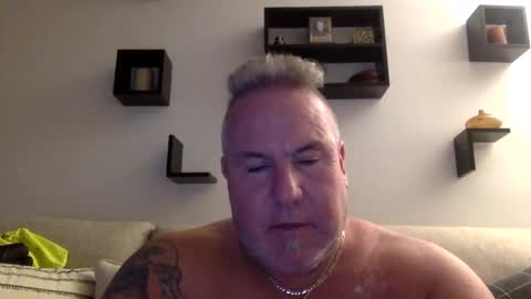 Snapshot of banana5289 chatting on September 9, 11:03 pm banana5289 online show from September 9, 11:03 pm