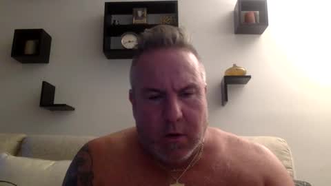 Snapshot of banana5289 chatting on December 23, 7:41 pm banana5289 online show from December 23, 7:41 pm
