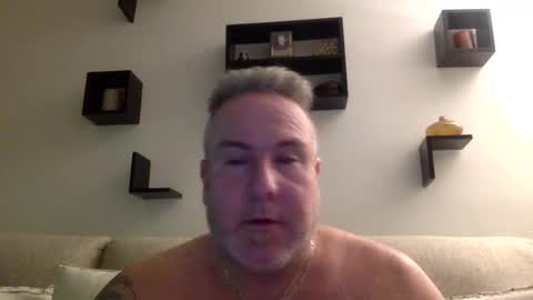 Snapshot of banana5289 chatting on January 10, 1:21 am banana5289 online show from January 10, 1:21 am