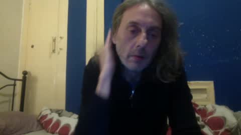 Snapshot of bangintoleather chatting on January 19, 2:15 am bangintoleather online show from January 19, 2:15 am