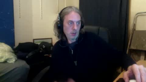 Snapshot of bangintoleather chatting on September 19, 2:56 am bangintoleather online show from September 19, 2:56 am