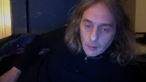 Snapshot of bangintoleather chatting on December 26, 2:44 am bangintoleather online show from December 26, 2:44 am
