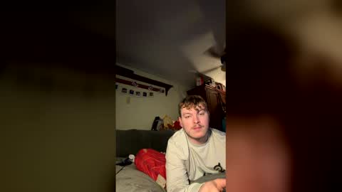19Collegedude online show from March 1, 2:33 am
